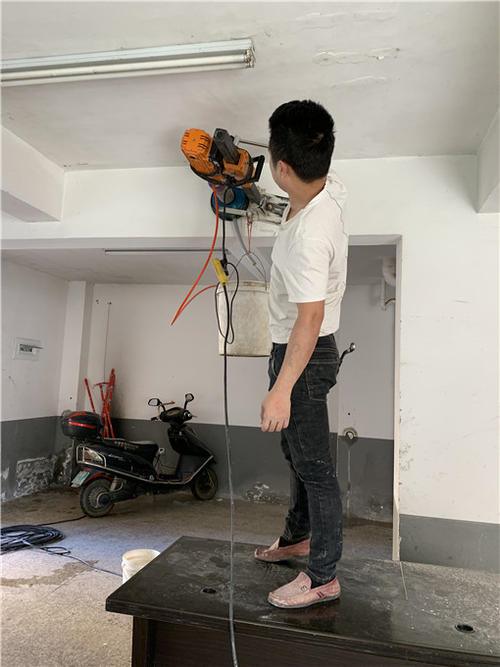 出現(xiàn)什么情況時，需要對房屋進行檢測鑒定?